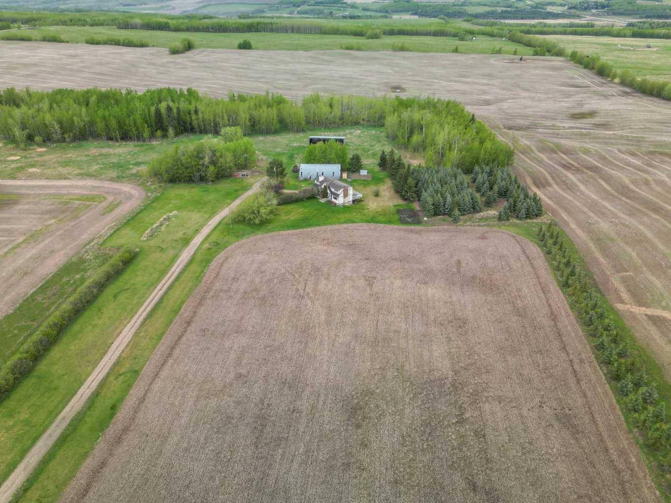 Bluffton, AB T0C 0M0,13058 Highway 611