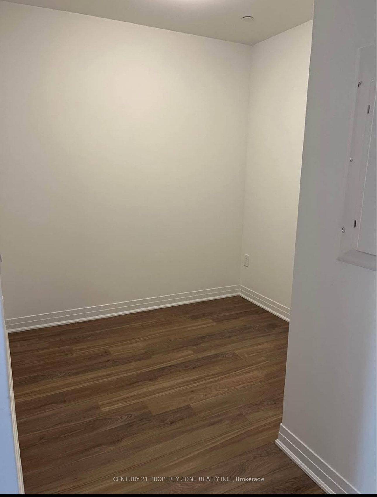 Milton, ON L9T 2X5,480 Gordon Krantz AVE #318