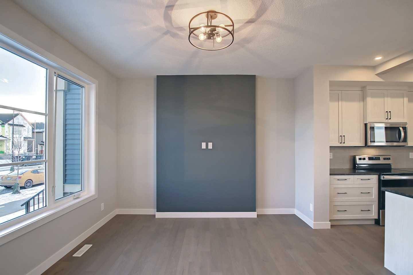 Chestermere, AB T1X 2Z7,324 Waterford BLVD
