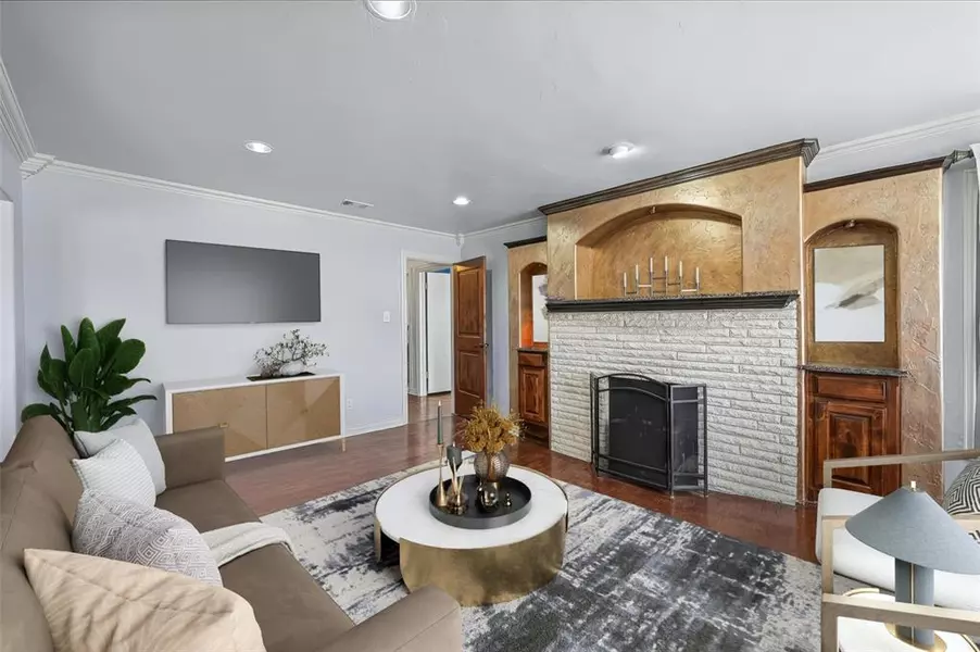 2317 Maryel Drive, Fort Worth, TX 76112