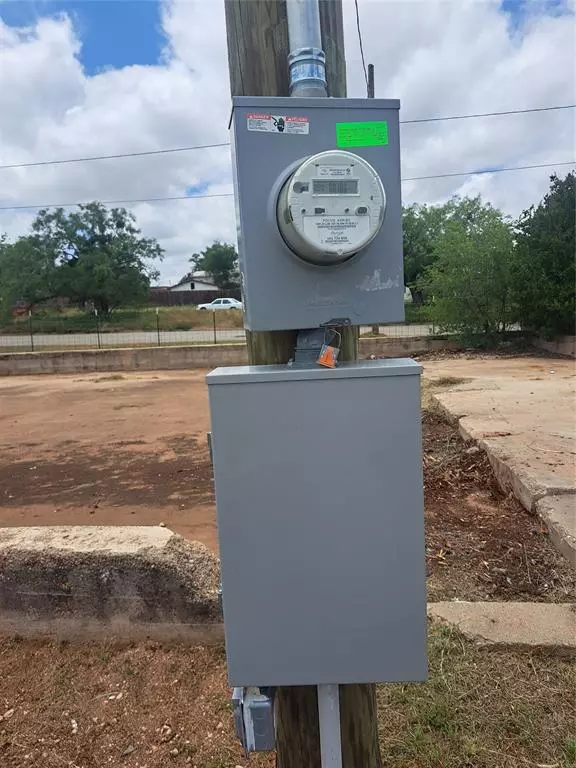 Sweetwater, TX 79556,111 W Arkansas Avenue