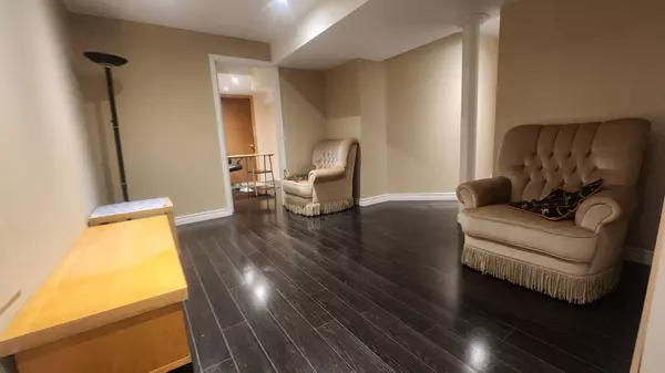 Oakville, ON L6H 0B9,1305 Kestell BLVD #(Bsmnt)