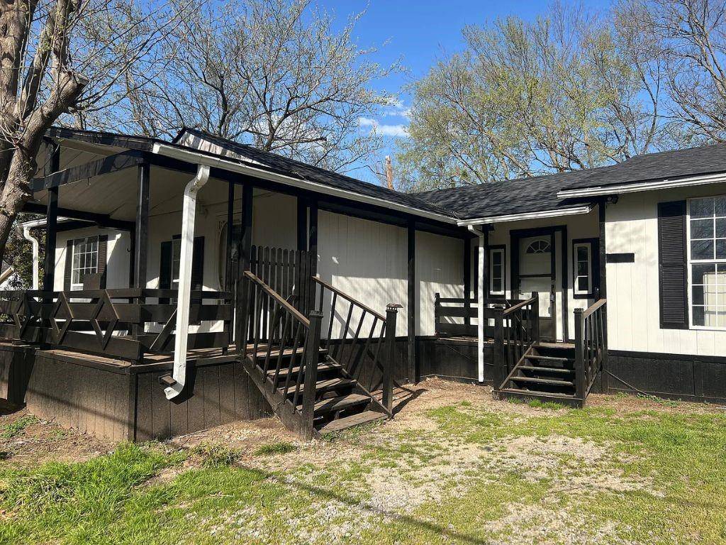 Denison, TX 75020,158 Diane Drive