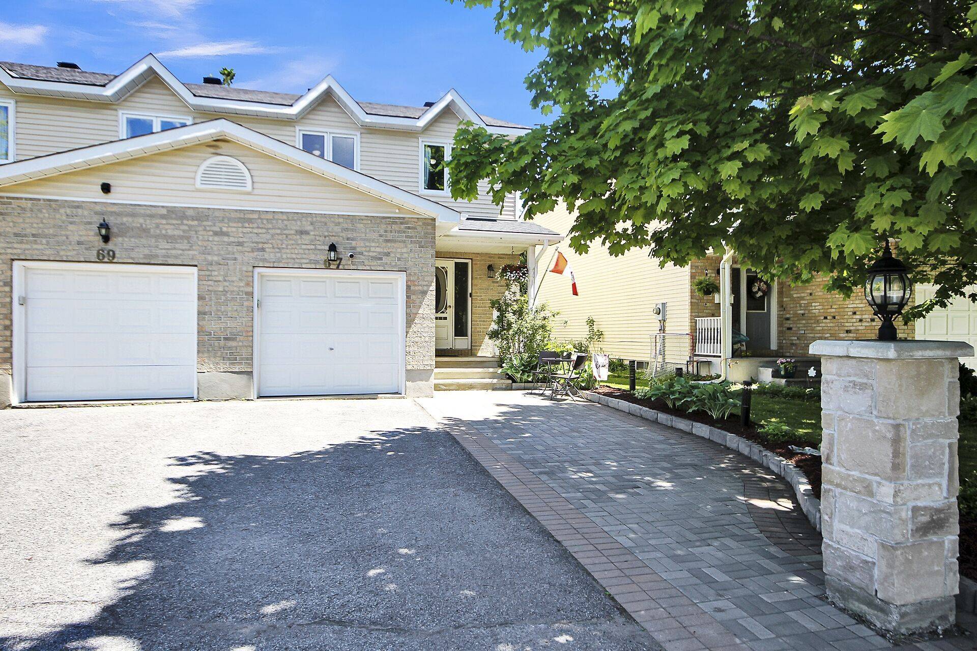 Stittsville - Munster - Richmond, ON K2S 1L8,67 Kathleen CRES