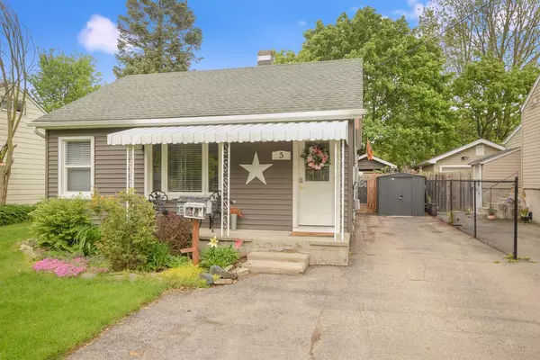 Cambridge, ON N1R 4N5,5 Vimy ST