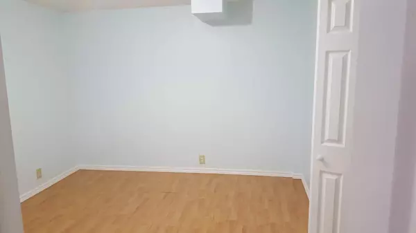 Markham, ON L3S 1C8,7 Stather CRES