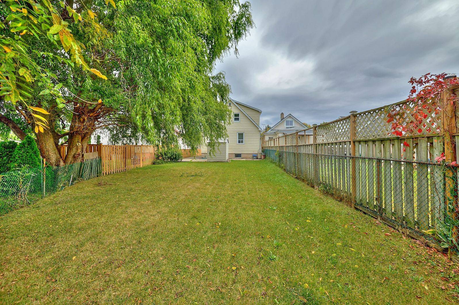 St. Catharines, ON L2M 4V3,223 Niagara ST
