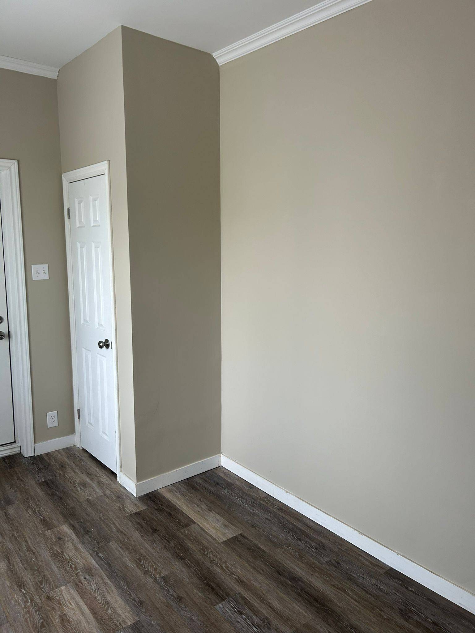London East, ON N5W 3Y9,553 Quebec ST