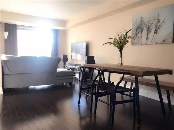Toronto C14, ON M2N 6V2,114 Grandview WAY