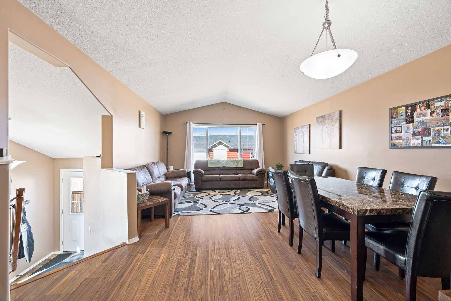 Marwayne, AB T0B 2X0,401 & 403 6 ST