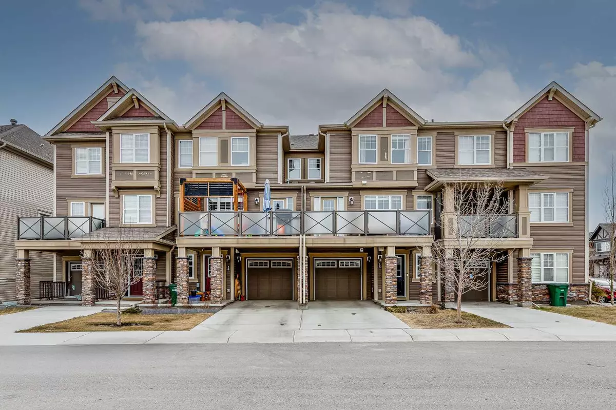 Airdrie, AB T4B 4J2,130 Hillcrest GDNS SW