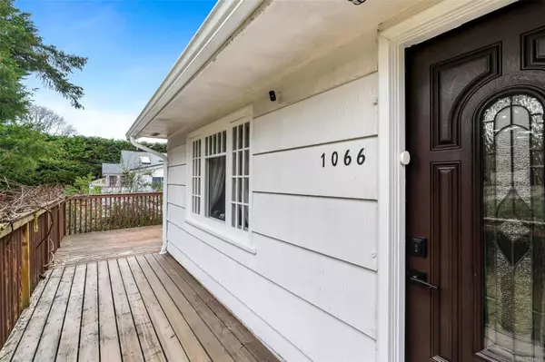 Saanich, BC V8Z 2V1,1066 Chesterfield Rd