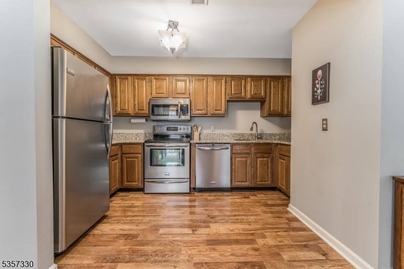 Clinton Twp., NJ 08801,34 WESTCHESTER TERRACE