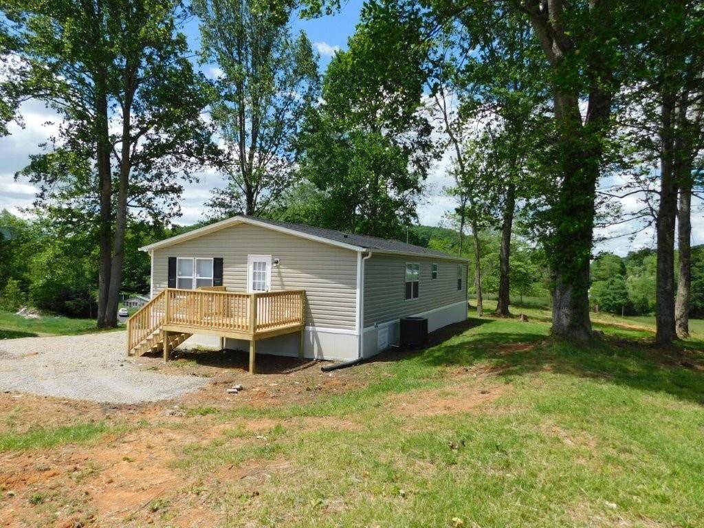 Atkins, VA 24311,155 Davis Valley Rd