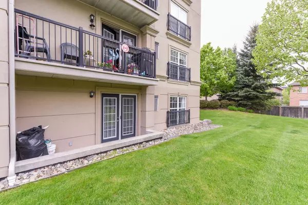 Milton, ON L9T 0B4,1471 Maple AVE #112