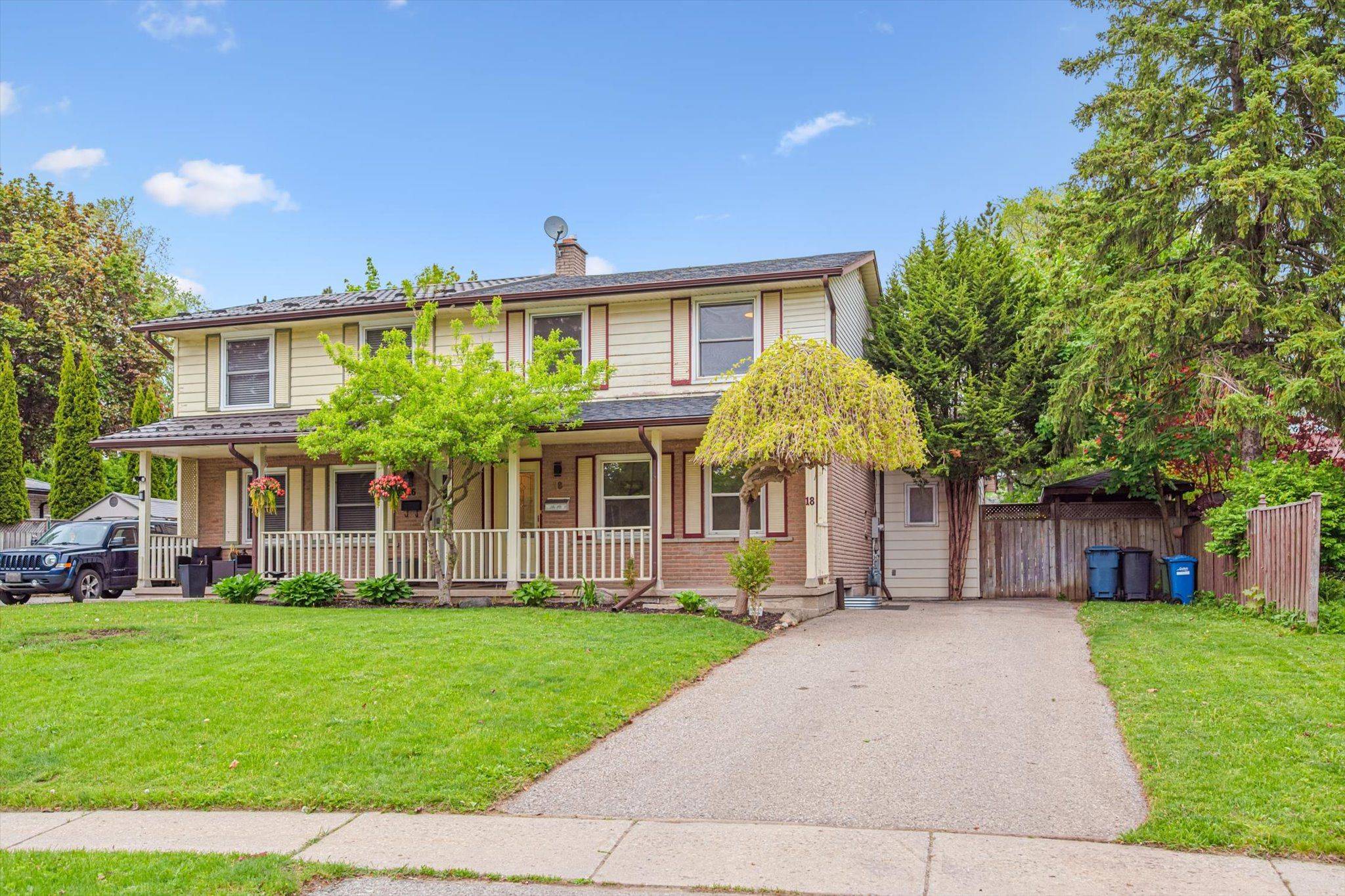 Guelph, ON N1E 3L4,18 Windermere CT