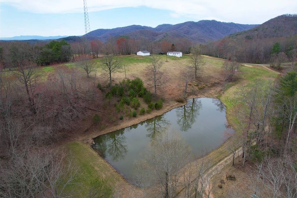 Ararat, VA 24053,590 IKE SLATE LANE