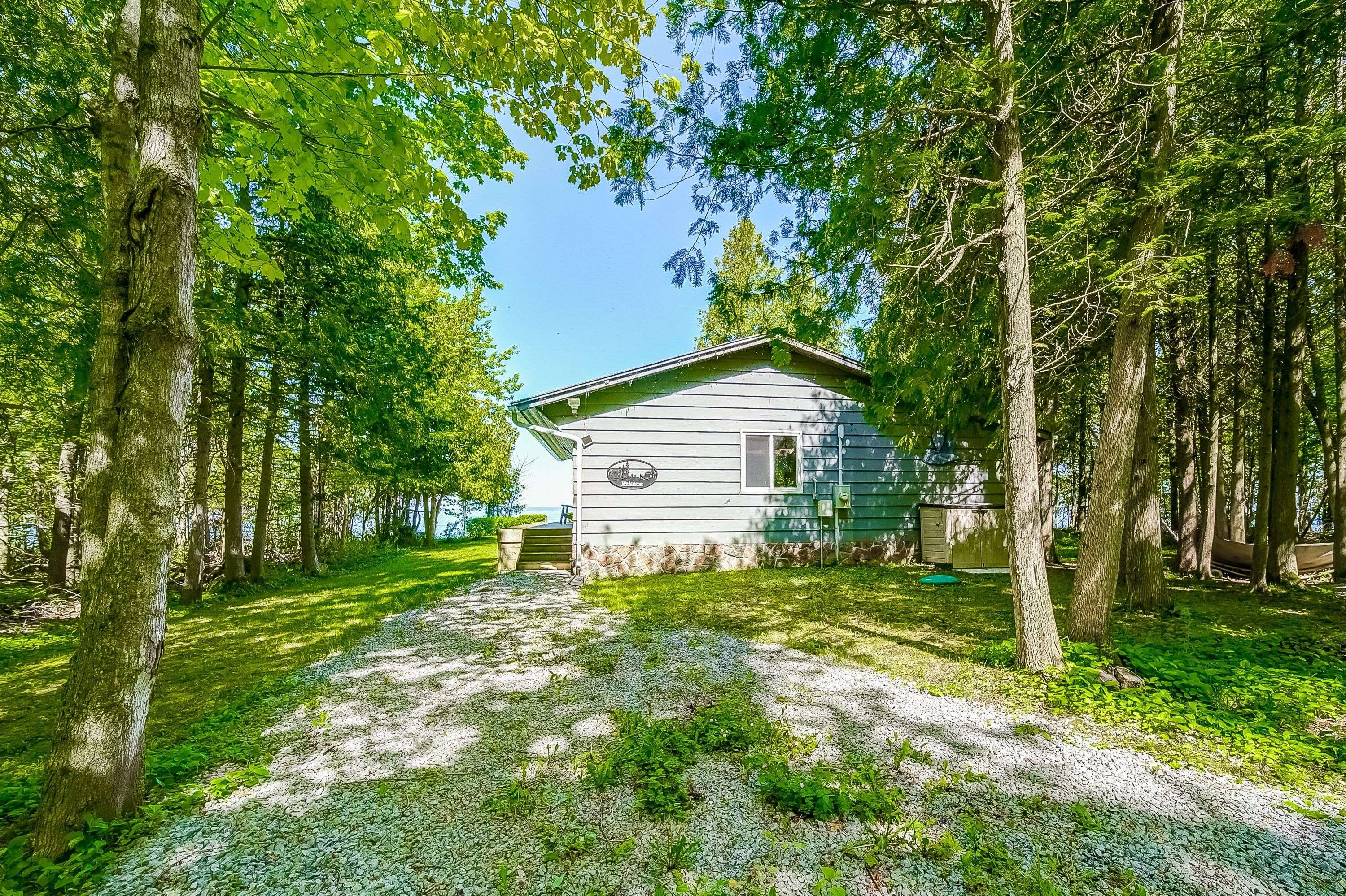 Georgina Islands, ON L0E 1R0,1623 Chief Joseph Snake RD