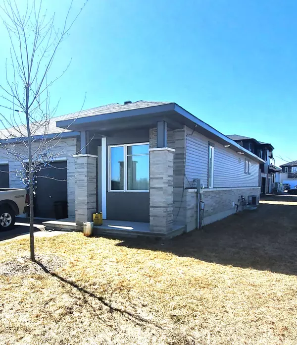 196 Rathwell ST, Carleton Place, ON K7H 3C7