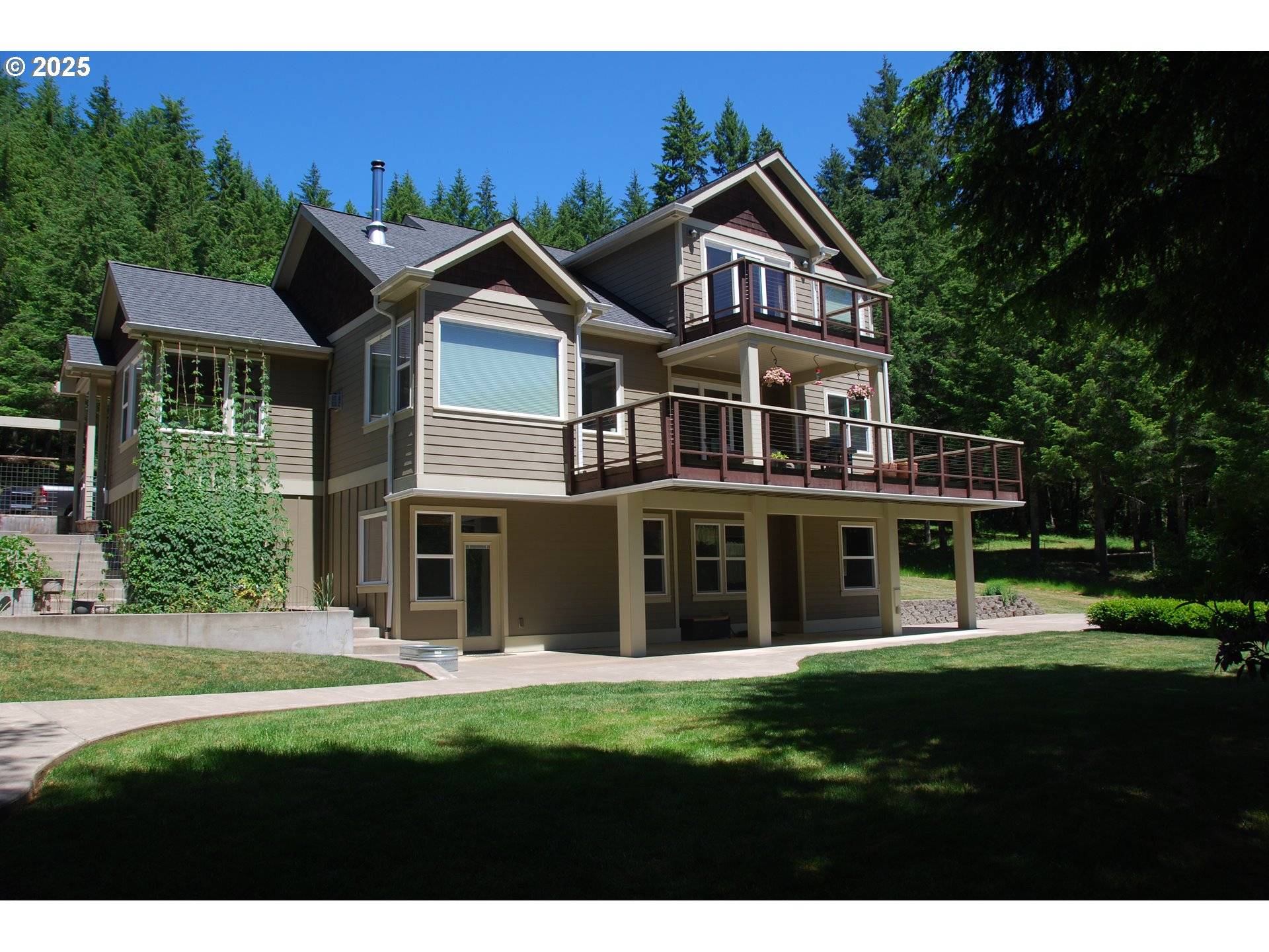 Veneta, OR 97487,21626 GLAZE RD