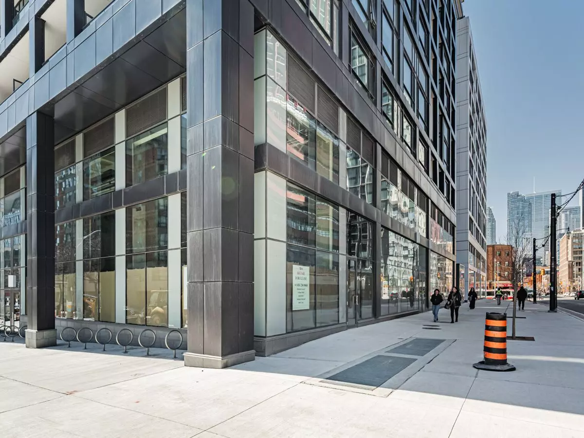 Toronto C08, ON M5A 1E7,177 Front ST E #109