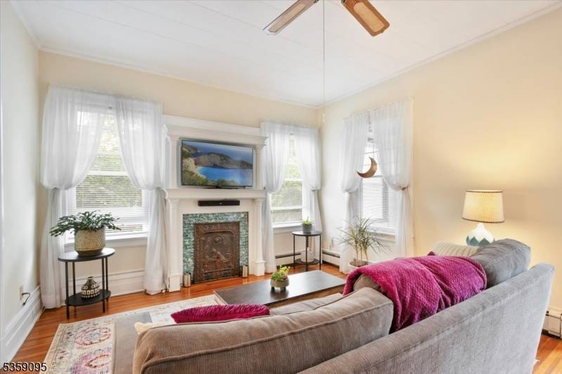 Little Falls Twp., NJ 07424,13 Jacobus Ave