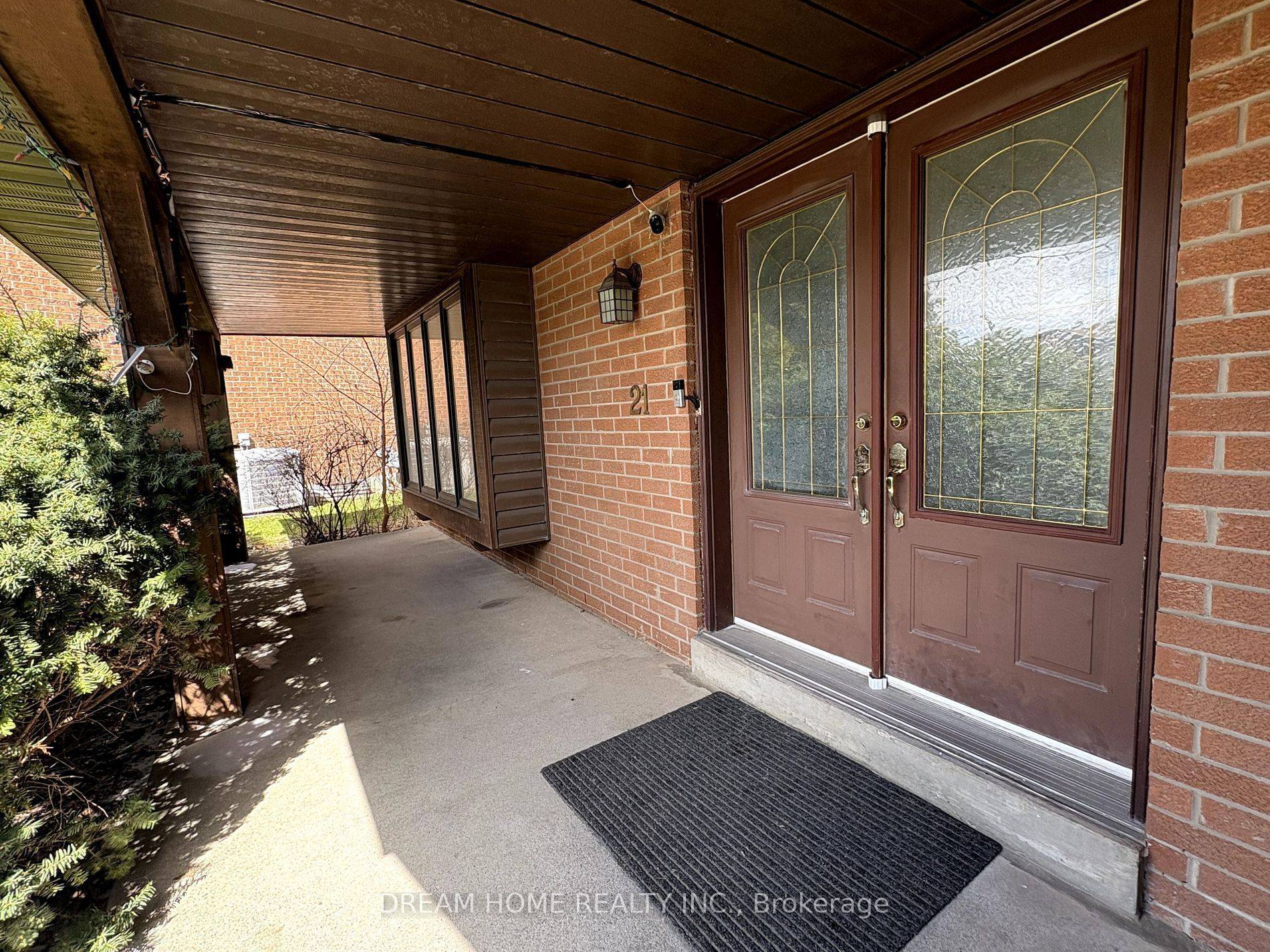 Toronto E05, ON M1W 3A9,21 Chiefswood SQ
