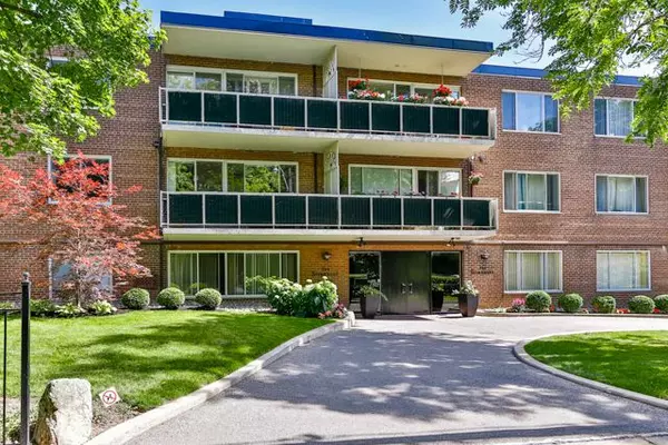Toronto C09, ON M4W 1K2,1A Dale AVE #206