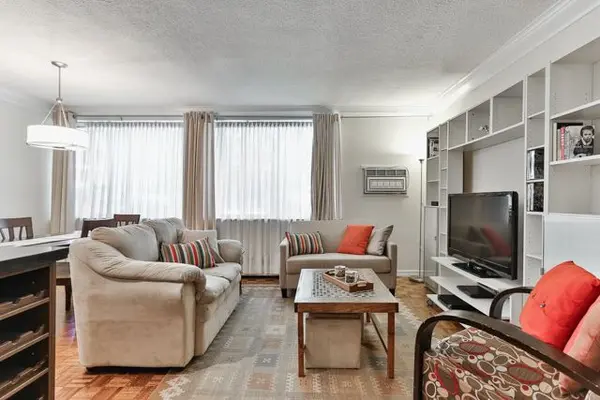 1A Dale AVE #206, Toronto C09, ON M4W 1K2