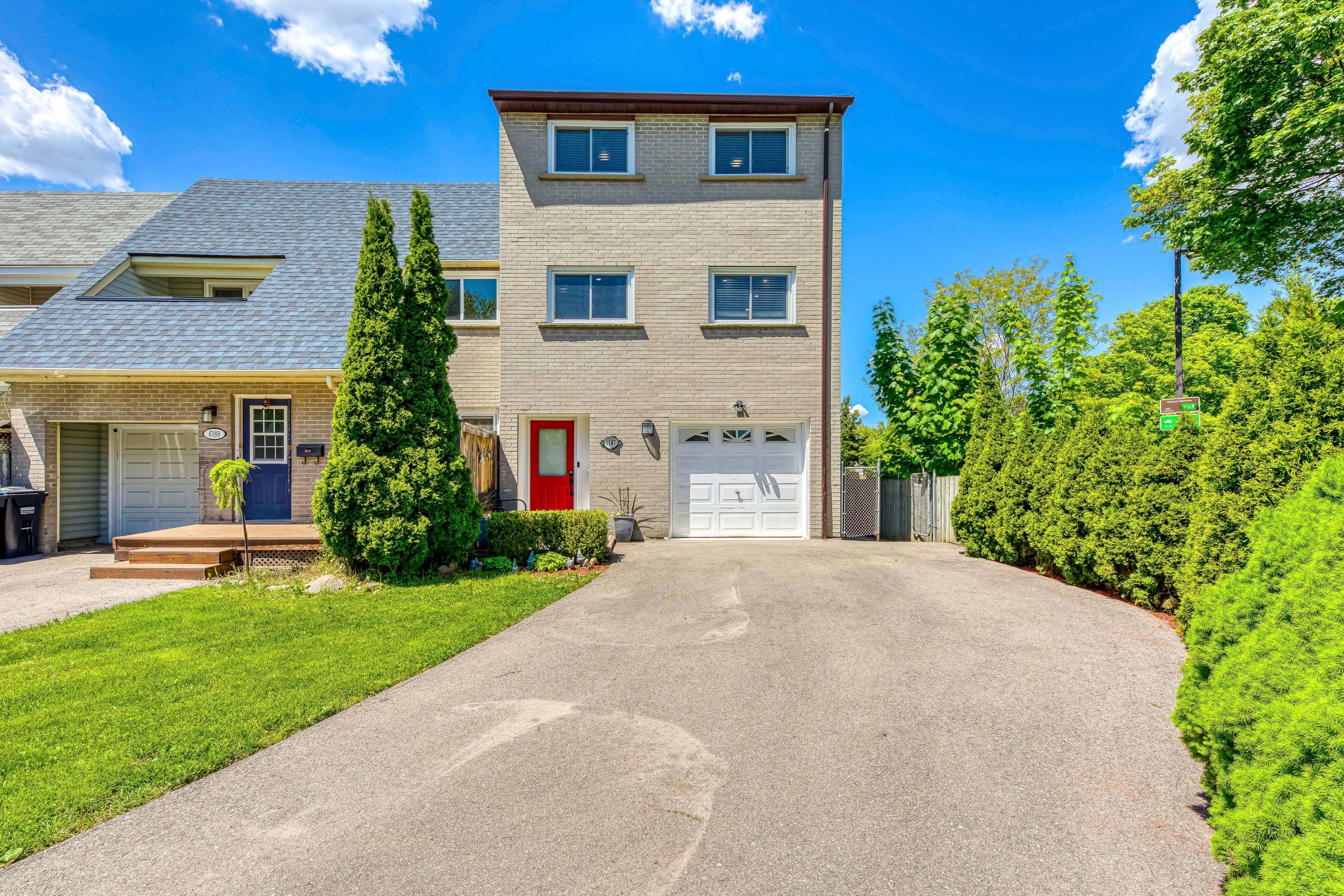 Mississauga, ON L5N 2L4,6187 Townwood CT