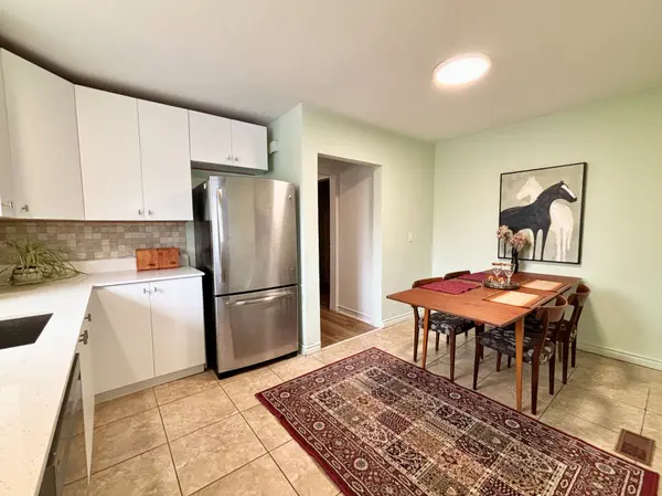 Carlington - Central Park, ON K1Z 8B1,1452 Chatelain AVE