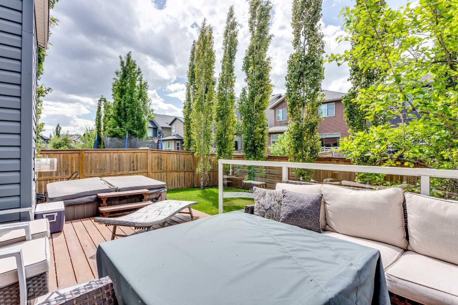 Calgary, AB T3H 0S7,9 Cougar Ridge Rise Southwest