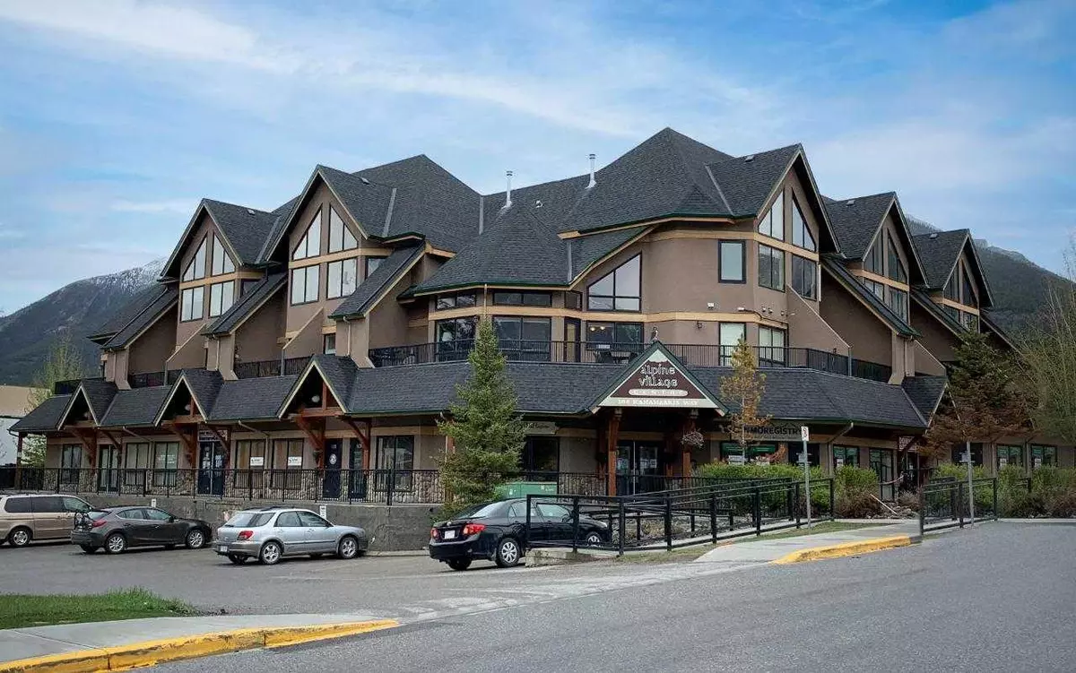 Canmore, AB T1W 2X2,104 Kananaskis WAY #103
