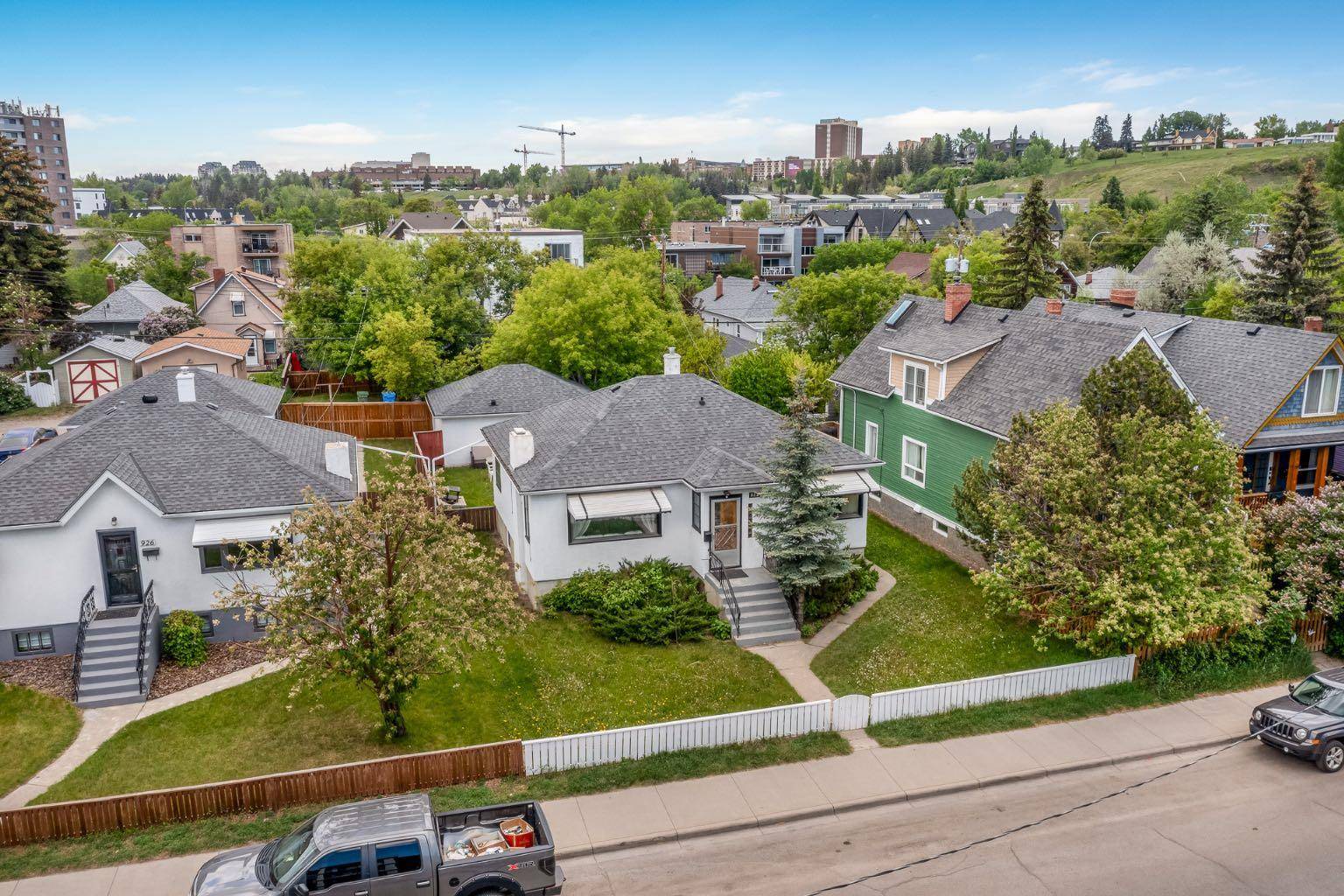 Calgary, AB T2N 0E6,922 & 926 2 AVE Northwest