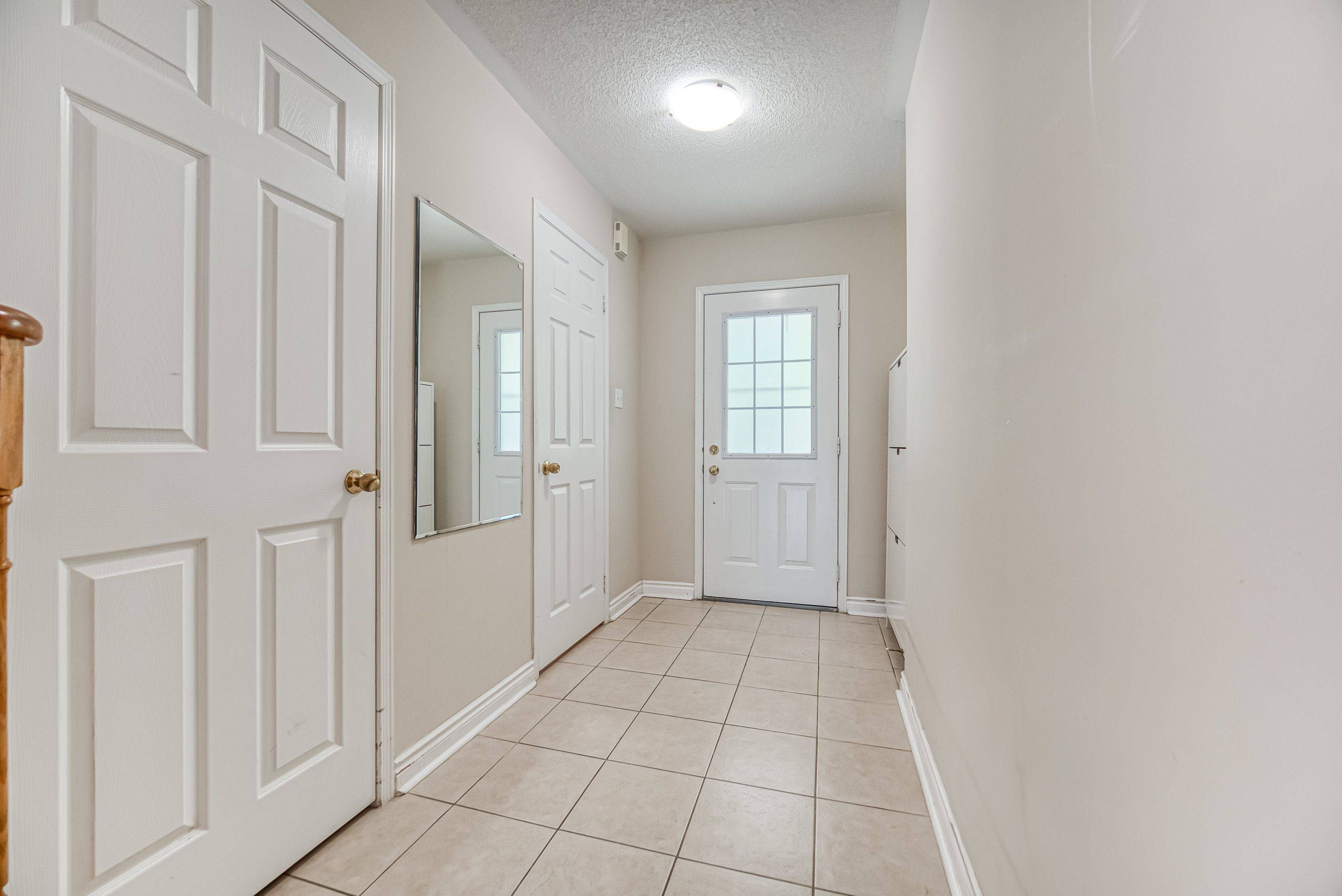 Markham, ON L3R 4X3,46 Anita DR