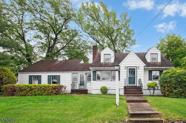 205 Locust Ave, Garwood Boro, NJ 07027