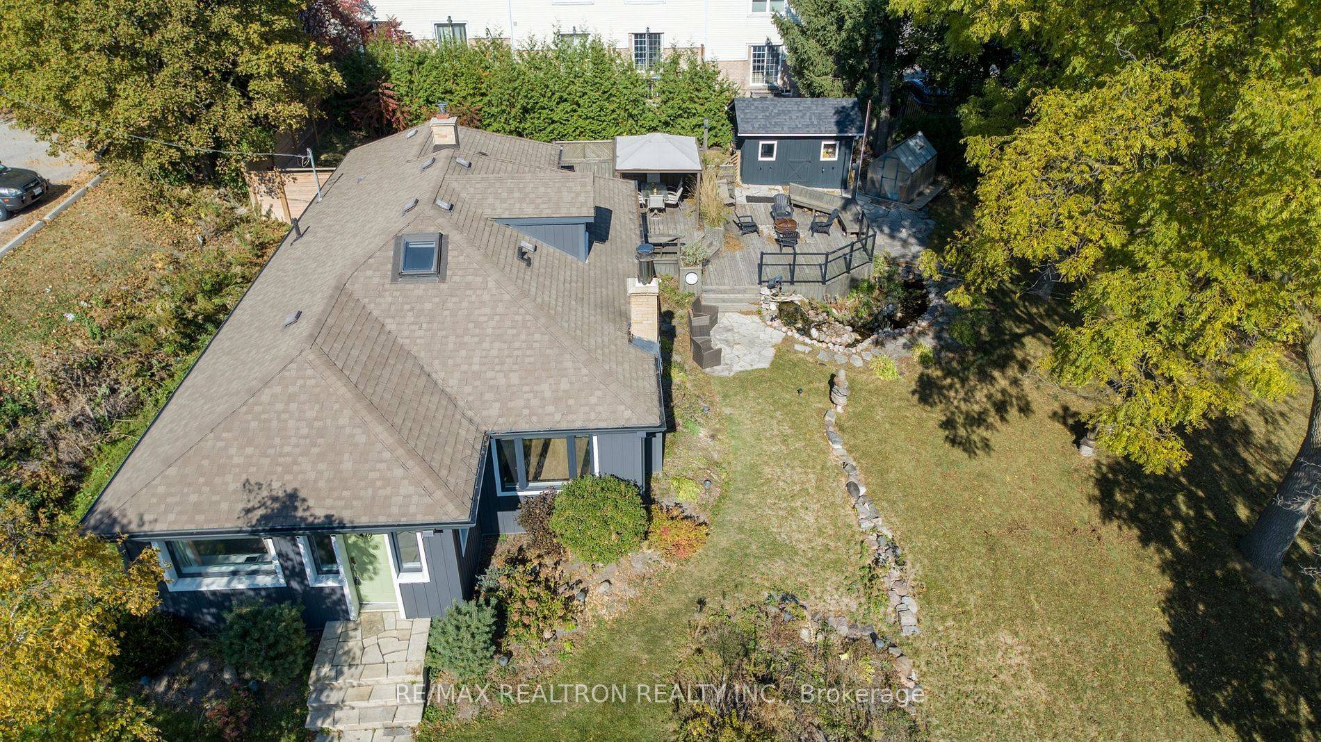 Newmarket, ON L3Y 2A6,479 Millard AVE