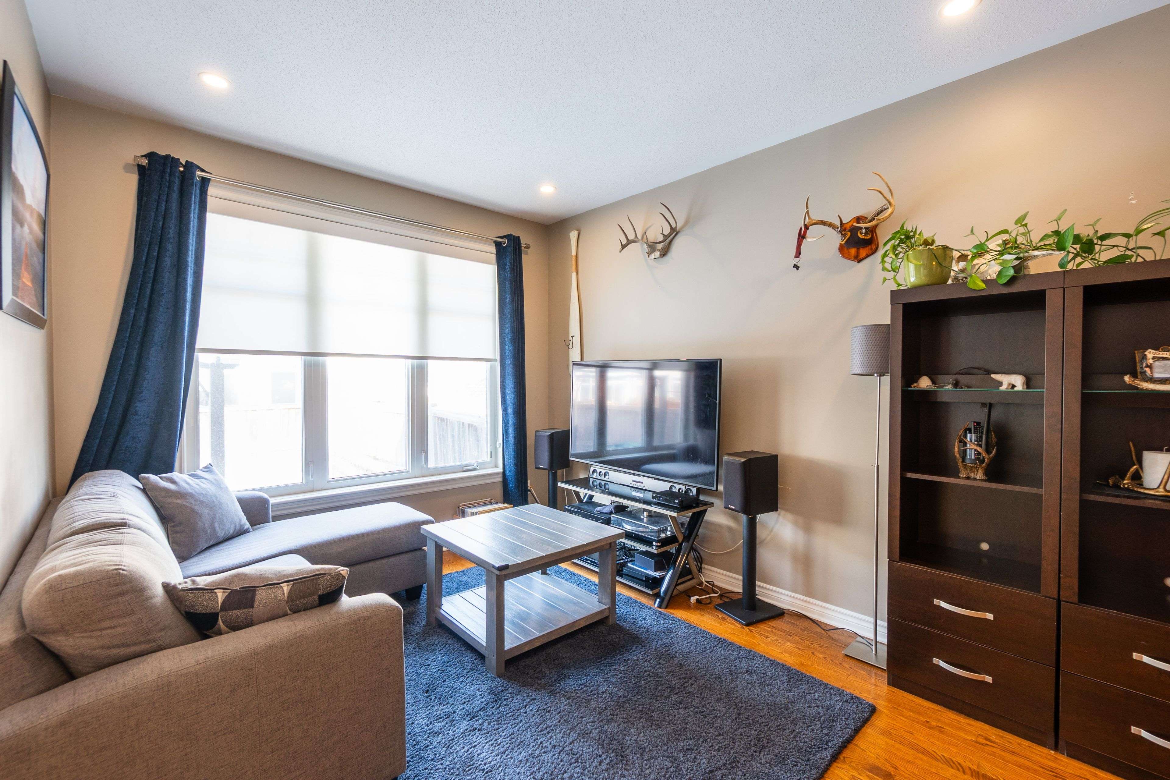Orleans - Cumberland And Area, ON K4A 0T6,318 Grammond CIR