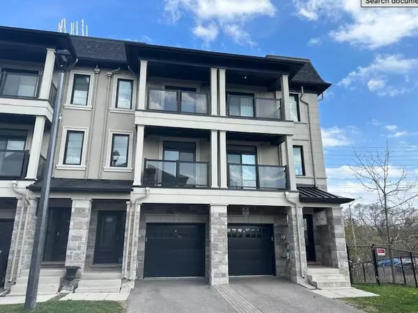 562 Rapids LN, Mississauga, ON L5G 0A9