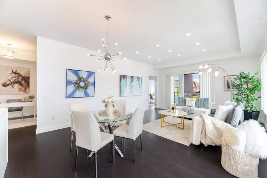 5025 Harvard RD #305, Mississauga, ON L5M 0W6