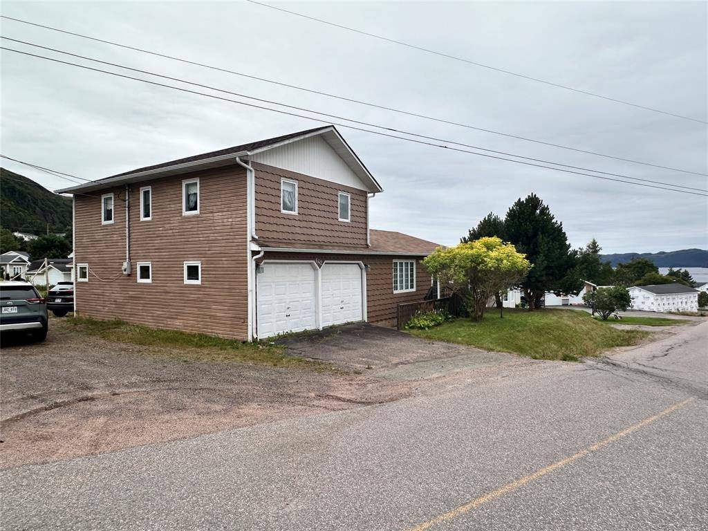 642 Main Drive, Terrenceville, NL A0E2X0