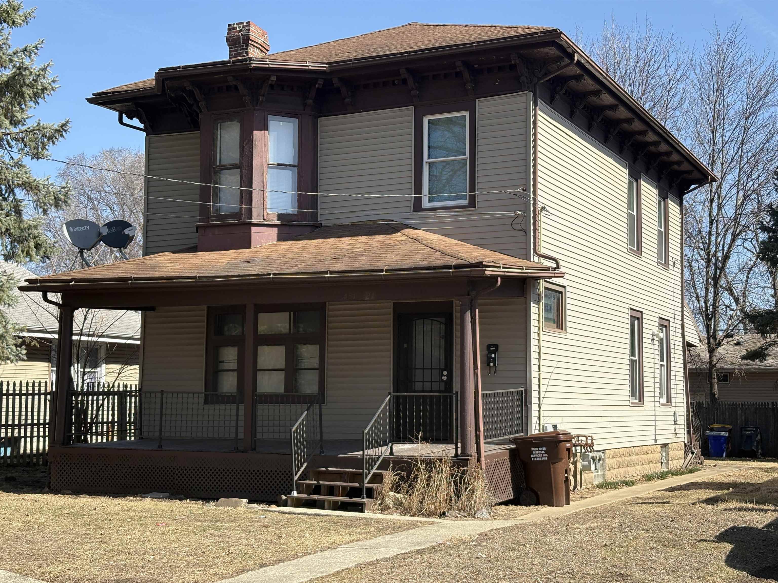 1521 N Church Street, Rockford, IL 61103
