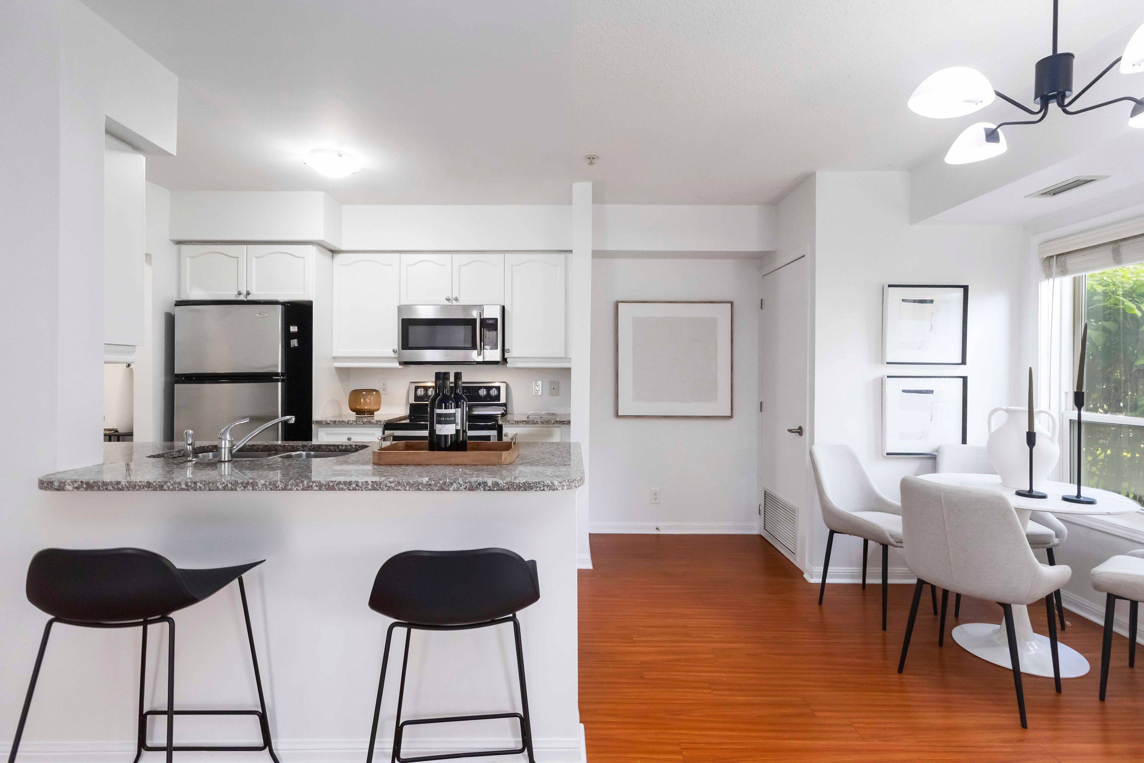 60 Mendelssohn ST #121, Toronto E04, ON M1L 0G9