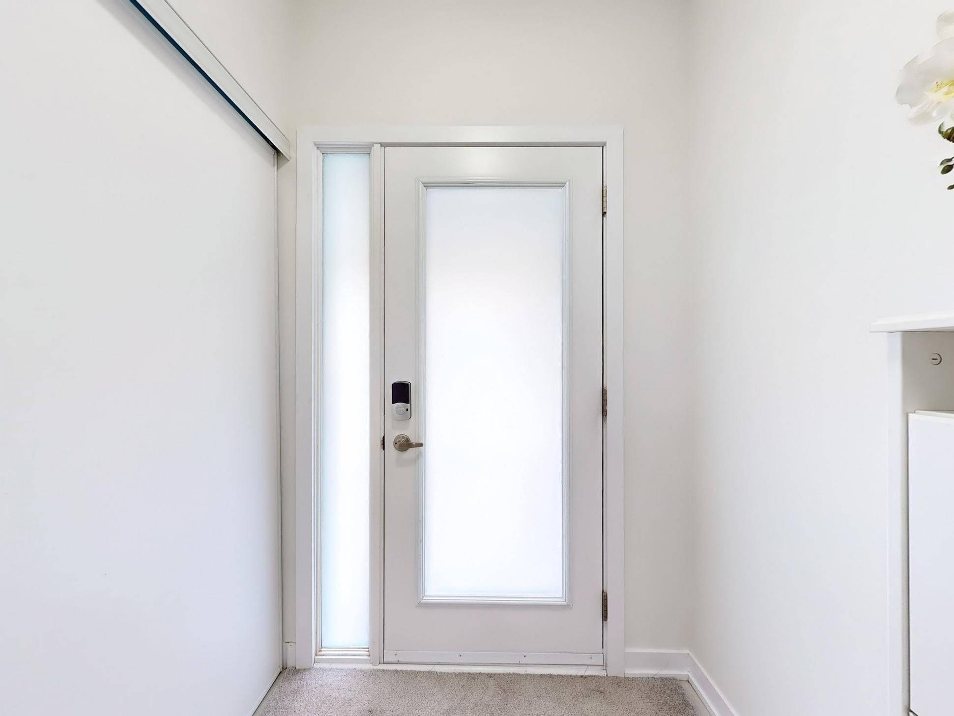 Pickering, ON L1V 0H2,1865 Pickering Pkwy #106