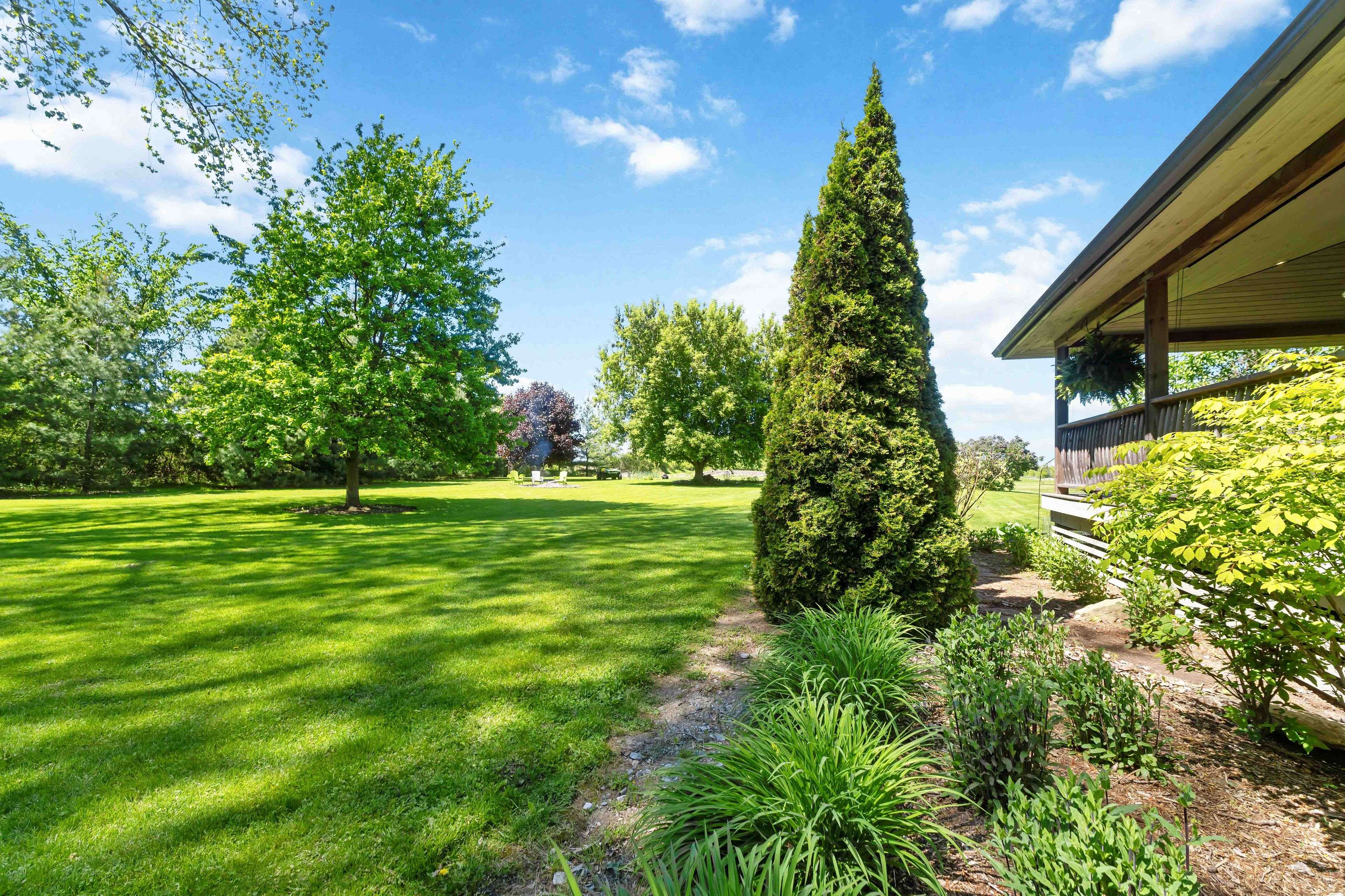 Pelham, ON L0R 1S0,991 Twenty RD