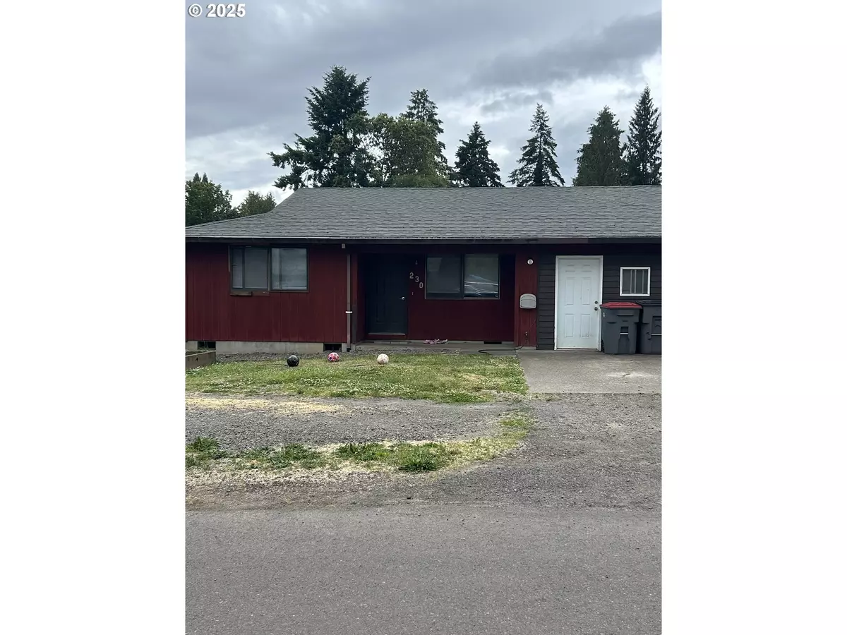 Yamhill, OR 97148,230 S HEMLOCK ST