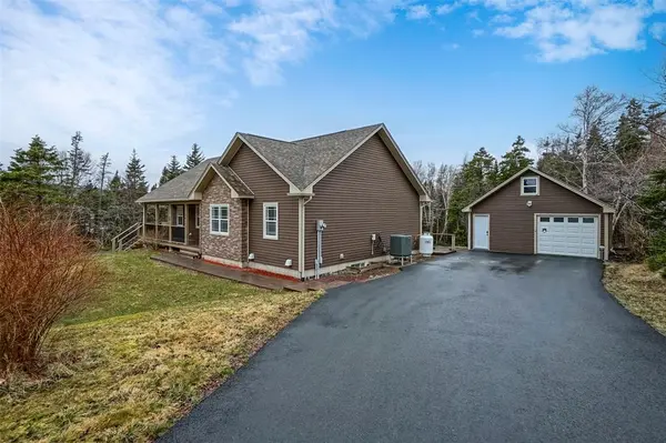 14 Hearns Road, South River, NL A0A 3W0