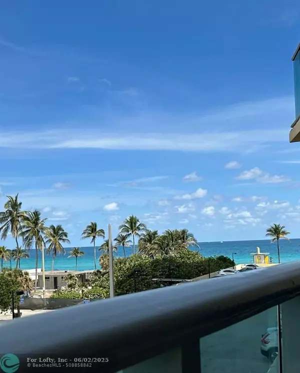 Hollywood, FL 33019,2501 S Ocean Dr #338