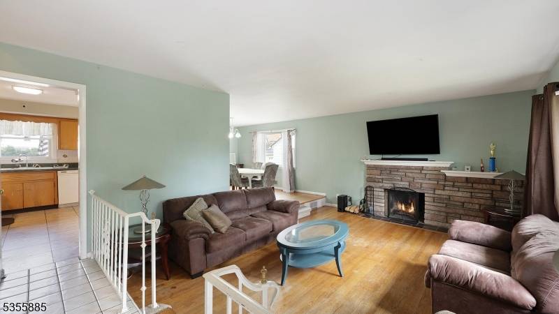 Elizabeth City, NJ 07208,1041 3 Gallopinghill Rd