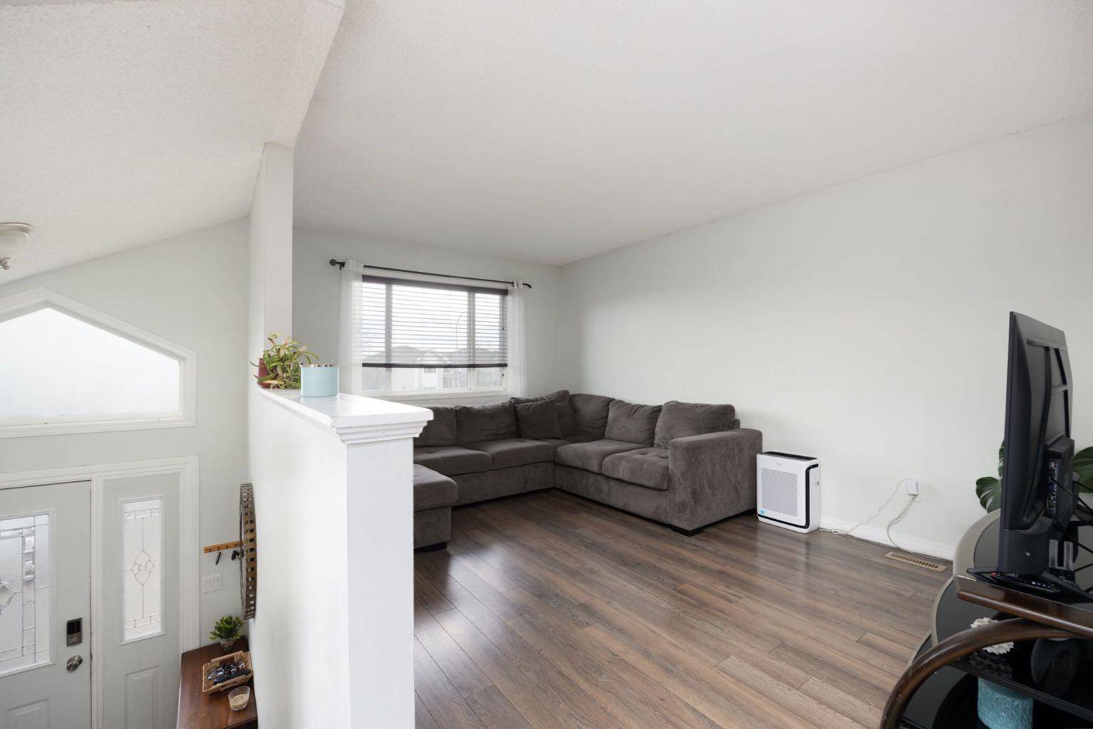 Fort Mcmurray, AB T9K 2W4,100 Paish PL #7